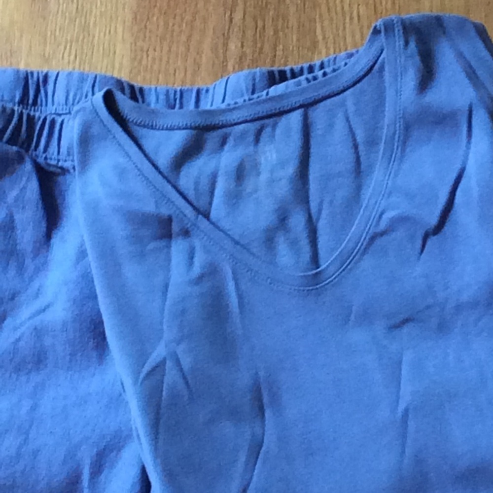 J. Jill ⭐️ Pima cotton v-neck knit ⭐️ blue ⭐️